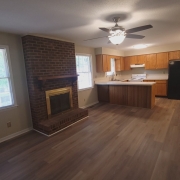 1301 Fowler Den4
