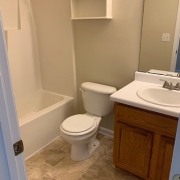4025-bearmont-pl-hall-bath