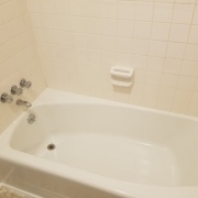 422_rowan_tub_a
